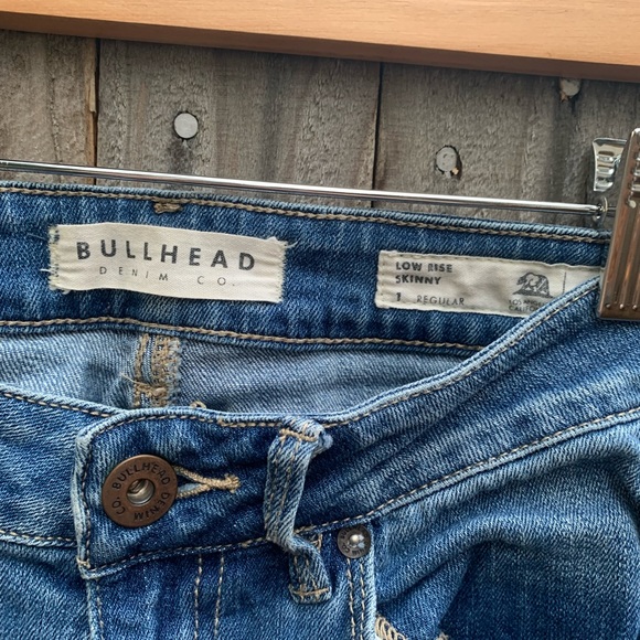 PacSun medium wash distressed low rise skinny jeans - Picture 3 of 4